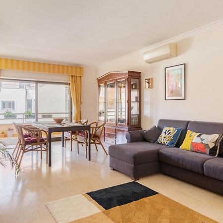 Central Cascais Apartment With Private Parking ภายนอก รูปภาพ