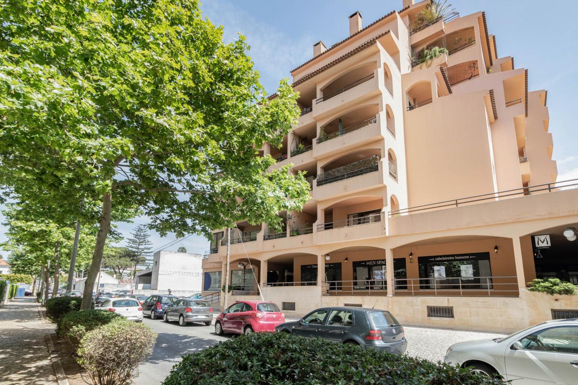 Central Cascais Apartment With Private Parking ภายนอก รูปภาพ